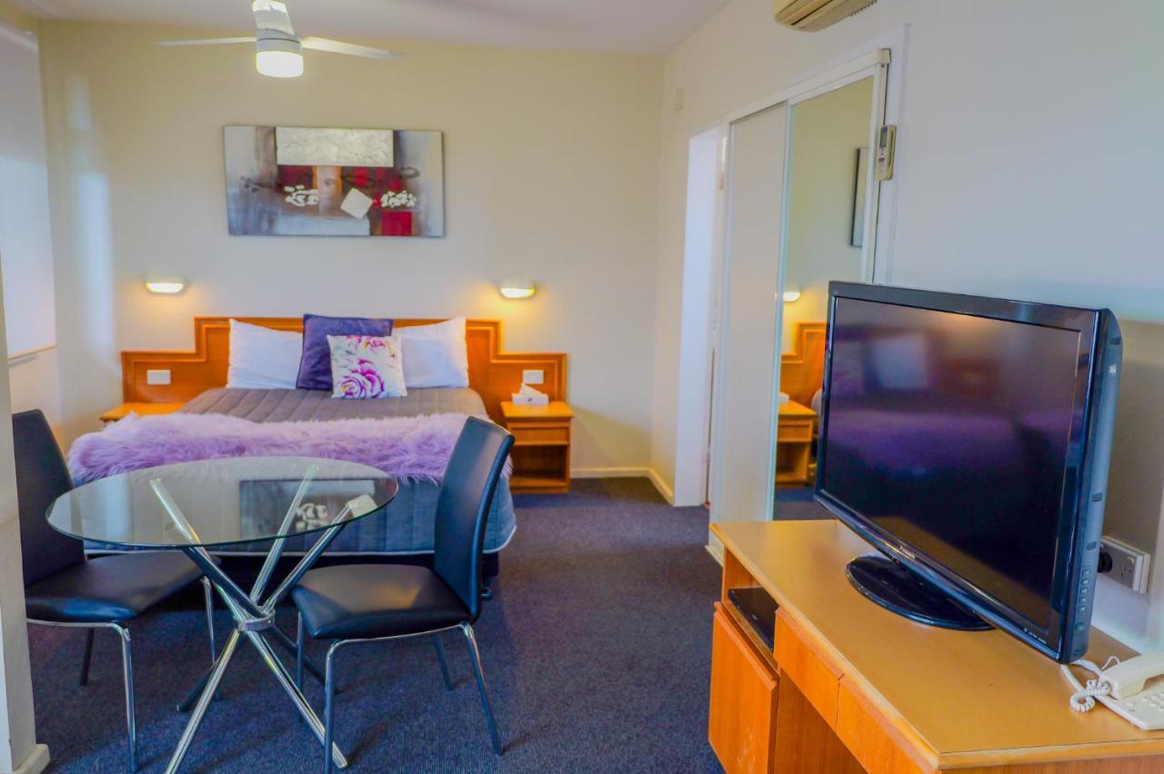 ארמידייל Abbotsleigh Motor Inn מראה חיצוני תמונה