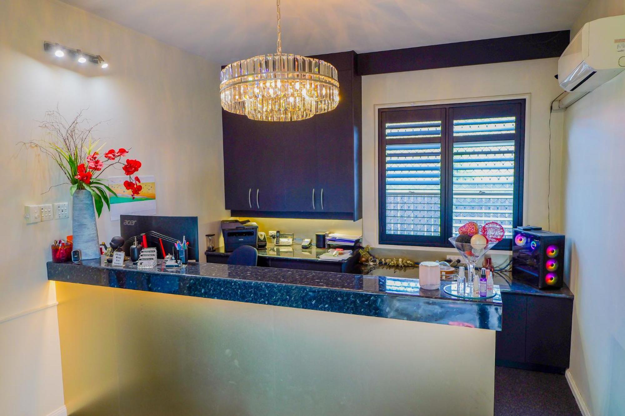 ארמידייל Abbotsleigh Motor Inn מראה חיצוני תמונה