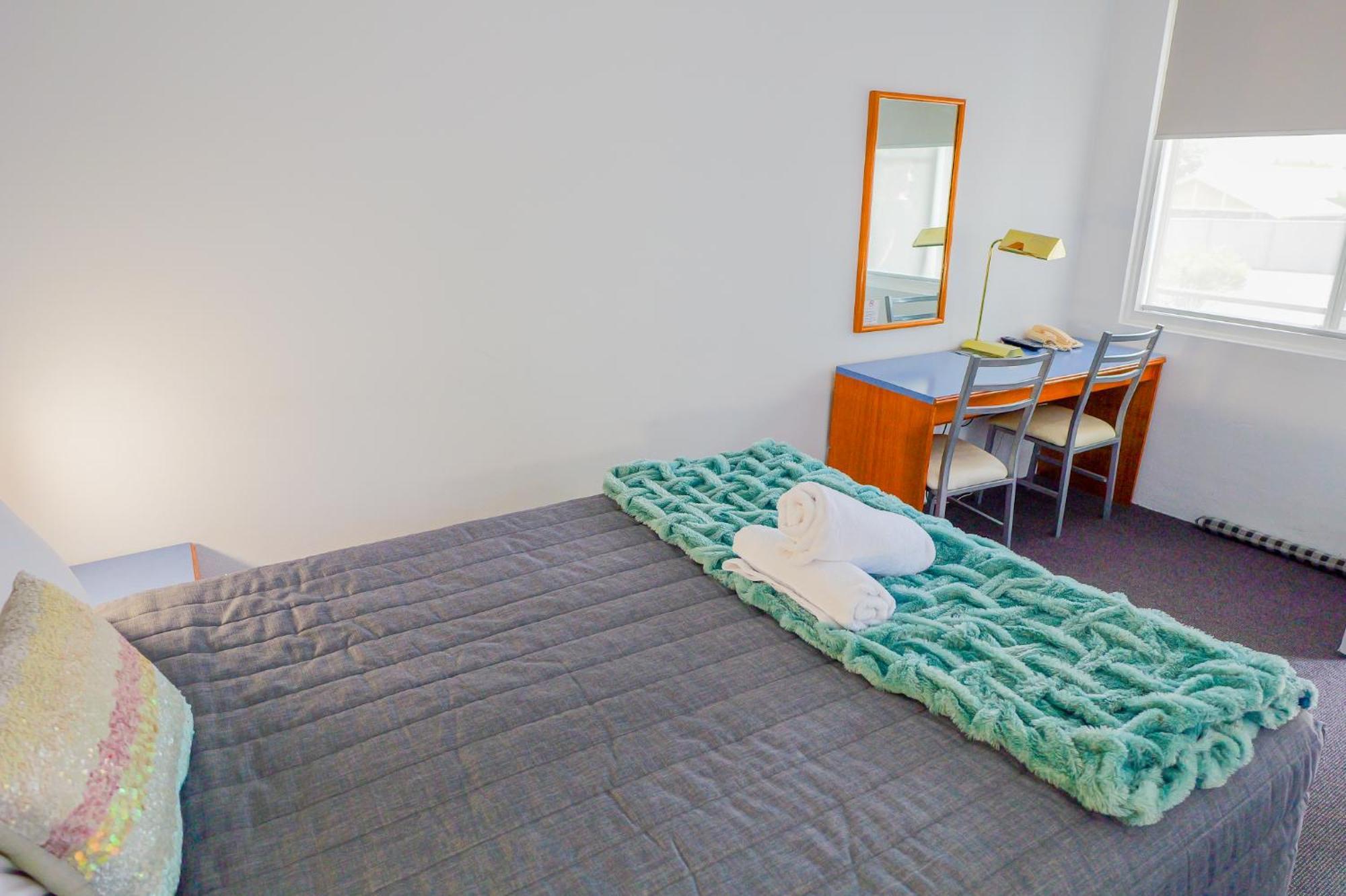 ארמידייל Abbotsleigh Motor Inn מראה חיצוני תמונה